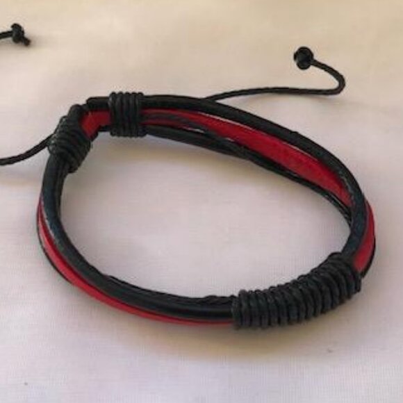 Red & Black Wrap Braided Leather Handmade Bracelet Adjustable Wristband - Picture 1 of 1